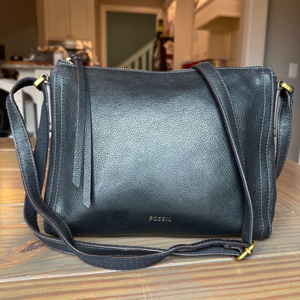 Fossil Crossbody, Women's Size S - Black/Gold Pebbled Leather